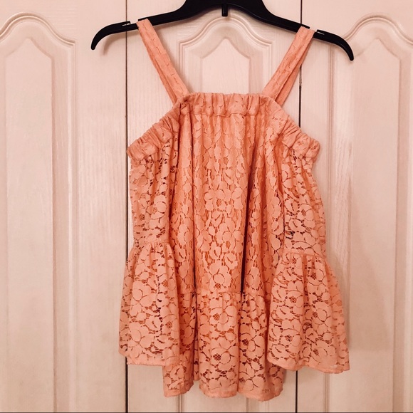 SOLD!!! 🍑 Kensie Off Shoulder Lacey Top 🍑 - Picture 1 of 6